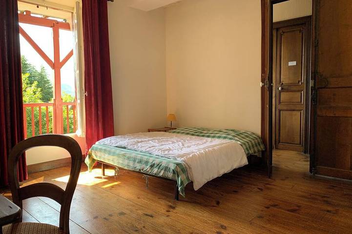 Location de vacances pour 15 personnes, animaux acceptés à Osse-en-Aspe - 3