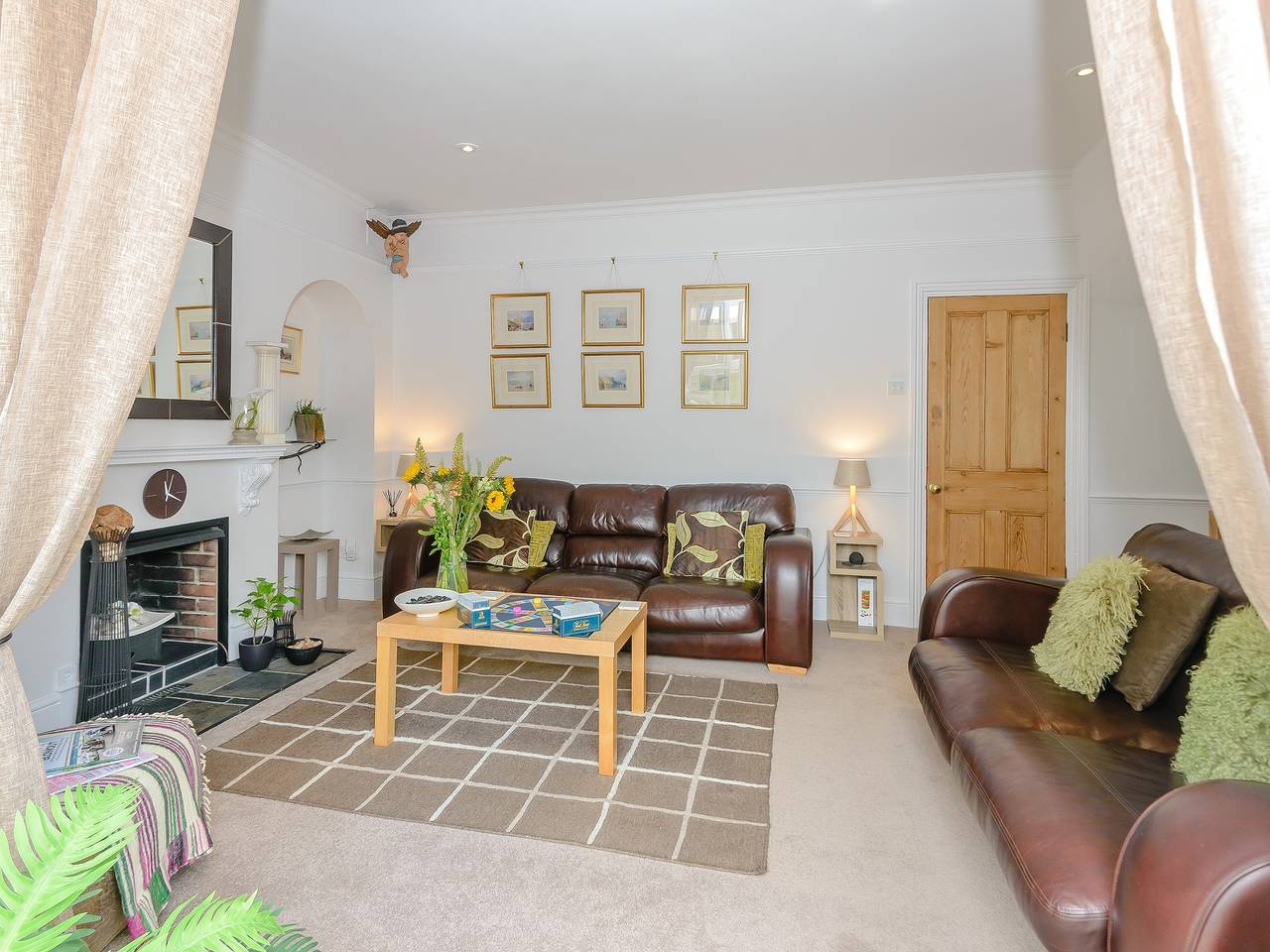 Number 1 Admiralty Cottages in Gosport, Hampshire