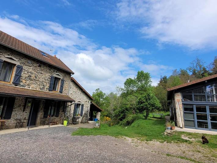 Location de vacances pour 18 personnes, avec jardin et vue, animaux acceptés dans Rocher Saint Vincent