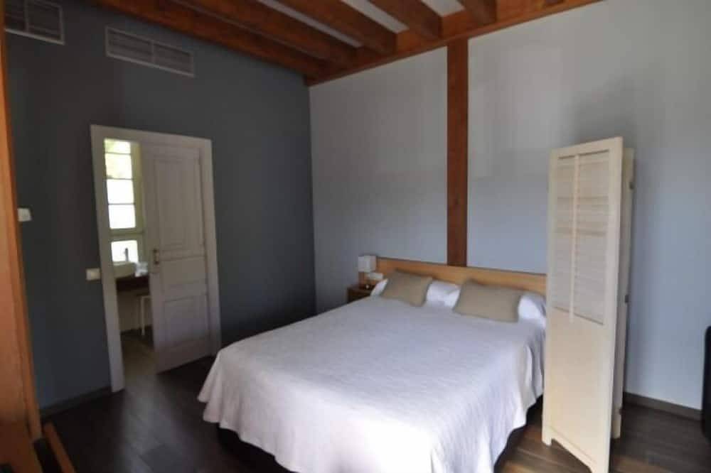 Rural apartment Casona la Sierra for 3 people in Cudillero, Costa Verde (Spain)