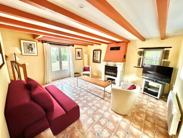 Location de vacances pour 4 personnes, avec Jacuzzi et Terrasse ainsi que Jardin et Piscine à Saint-Martial-de-Valette - 4