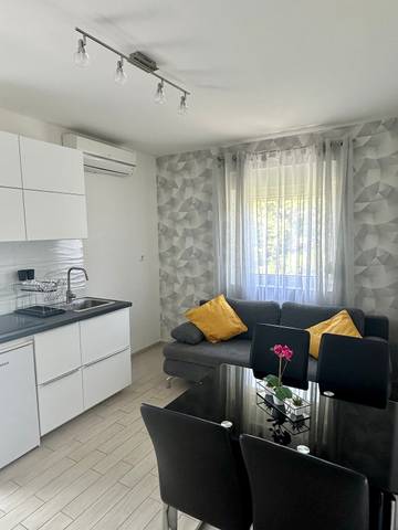 Holiday Apartment for 6 People in Medulin, Istria, Photo 4