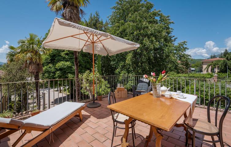 Sonnige Wohnung mit Pool, Terrasse und Parkplatz in Rieti, Rieti Provinz