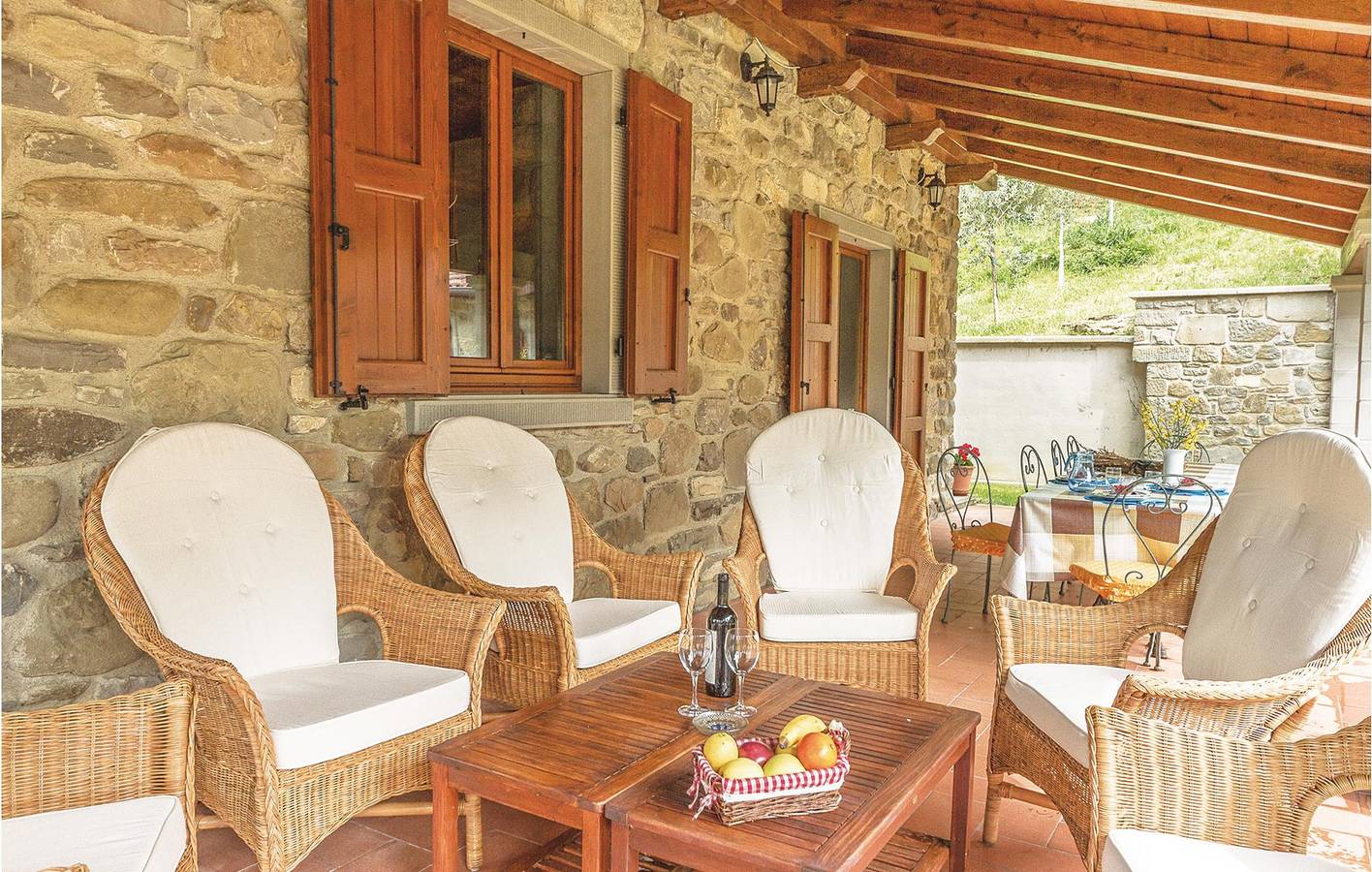 Apartamento familiar con piscina y aparcamiento in Pratovecchio Stia, Casentino