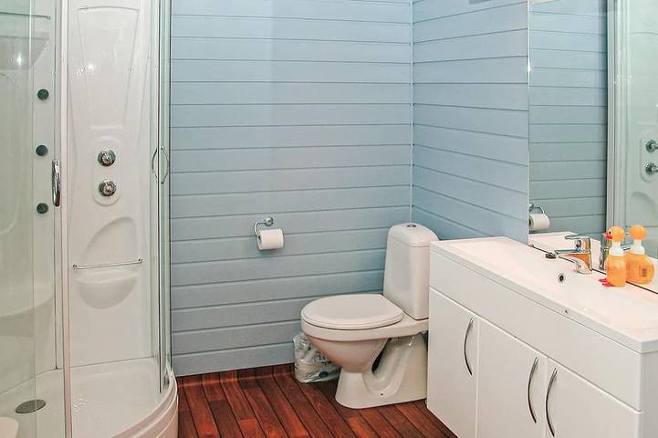 Lovely home in Etne with house sea view in Etne