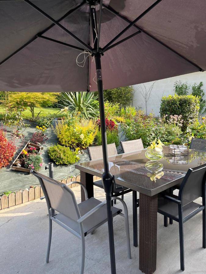 Location de vacances pour 4 personnes, avec Terrasse à Nielles-lès-Bléquin