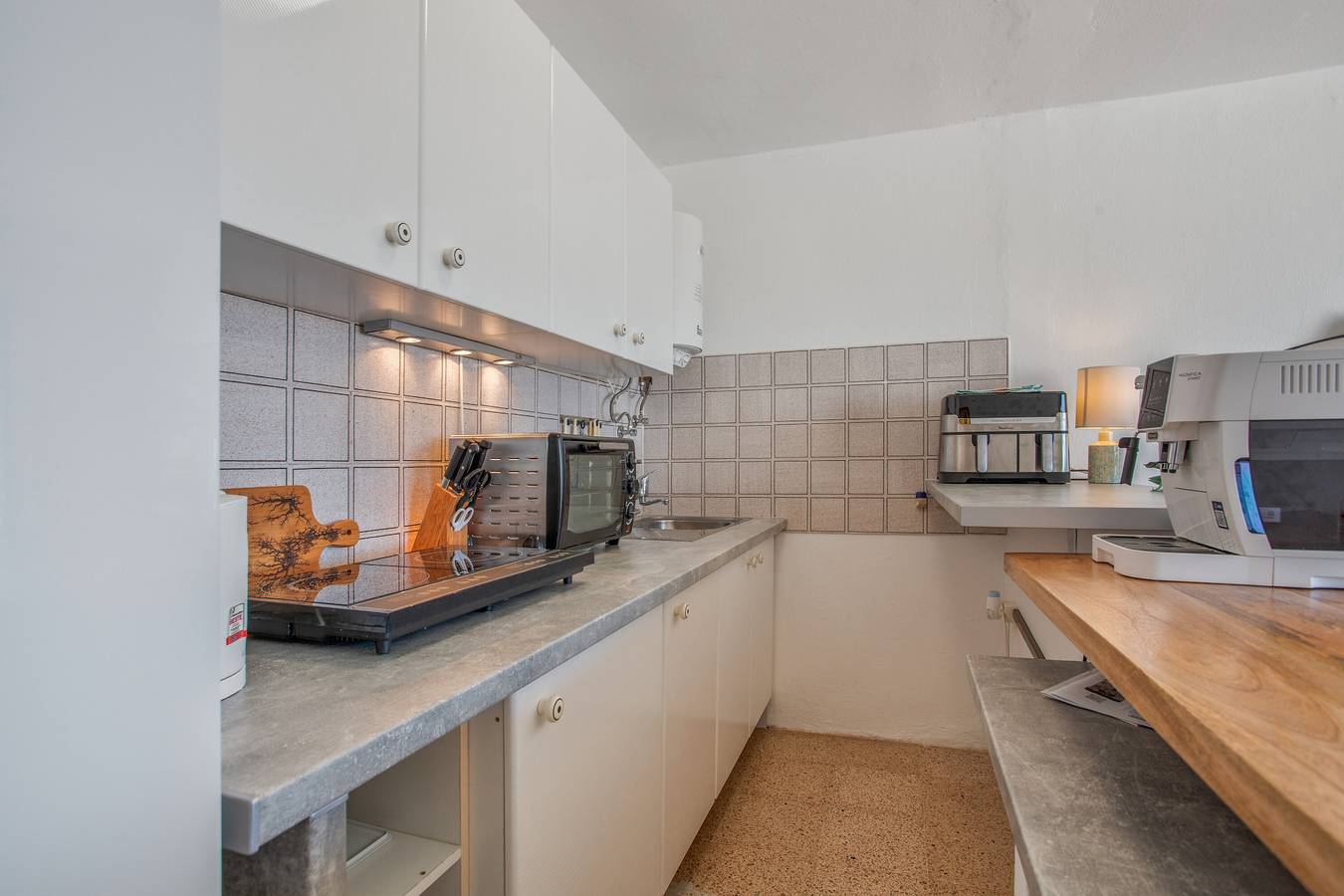 Apartamento entero, Apartamento vacacional 'Sonneninsel Fuerteventura' con vistas al mar, piscina comunitaria y wifi in Playa Valle de Santa Inés, Betancuria