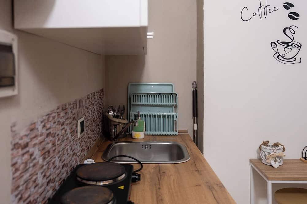 Casa Giulia in Corsico offers 2 spacious rooms both with private bath and kitchen in Corsico, Mailand Provinz