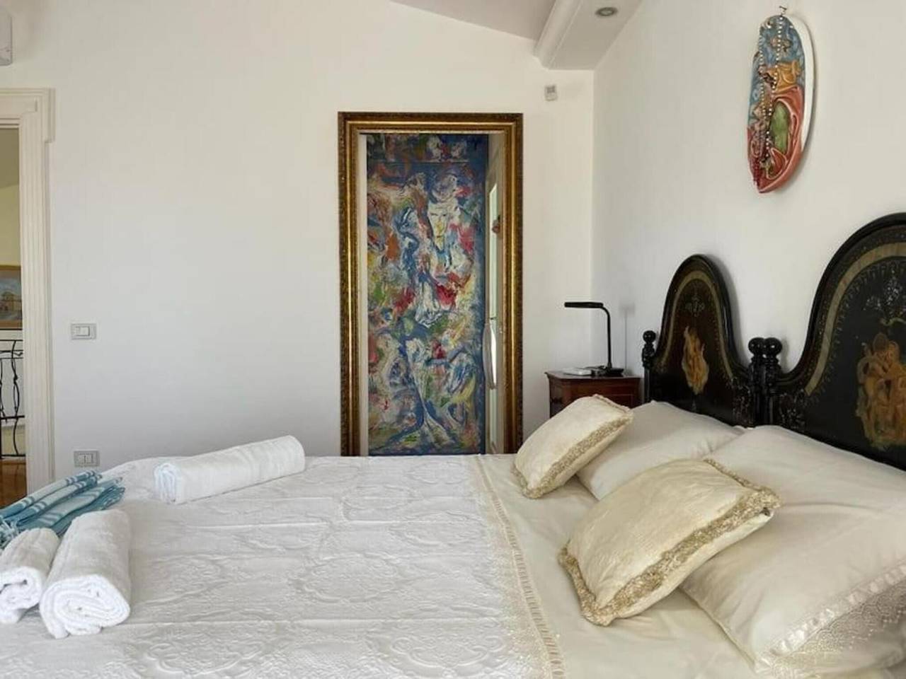Apartamento entero, Habitación 'The Suite' con vistas al mar, piscina compartida y Wi-Fi in Marsala, Provincia de Trapani