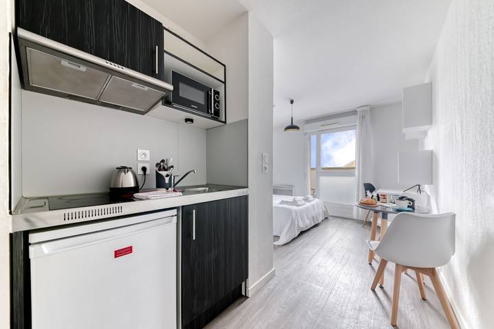 Gîte pour 2 personnes, adapté aux familles à Villeurbanne - 2