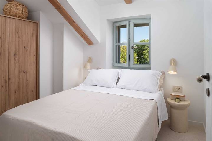 Villa pour 6 personnes, avec terrasse ainsi que piscine et vue à Sali - 3