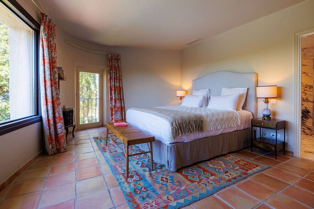 Villa Valeria Mougins | Domaine, pool & tennis in Mouans-Sartoux, Mediterranean Coast (France)