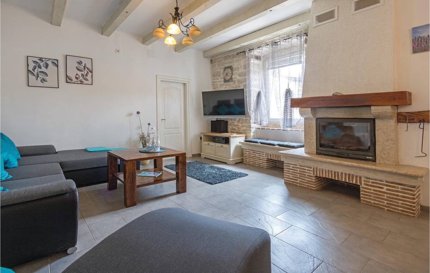 Ferienhaus für 8 Personen mit Terrasse in Peruski, Südküste Istrien
