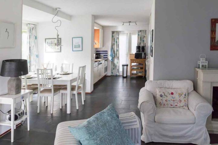 Ferienhaus für 6 Personen, mit Terrasse und Garten sowie Pool in Bruinisse - 4