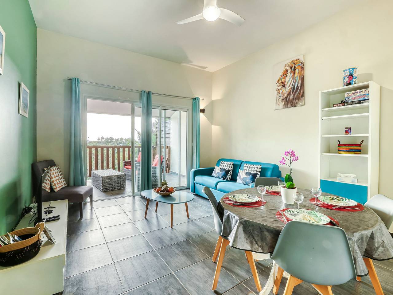 Comfortable apartment with terrace near Saint-Denis in La Possession, La Réunion