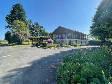 Gîte pour 3 personnes, avec terrasse à Saint-Mesmin (Dordogne)