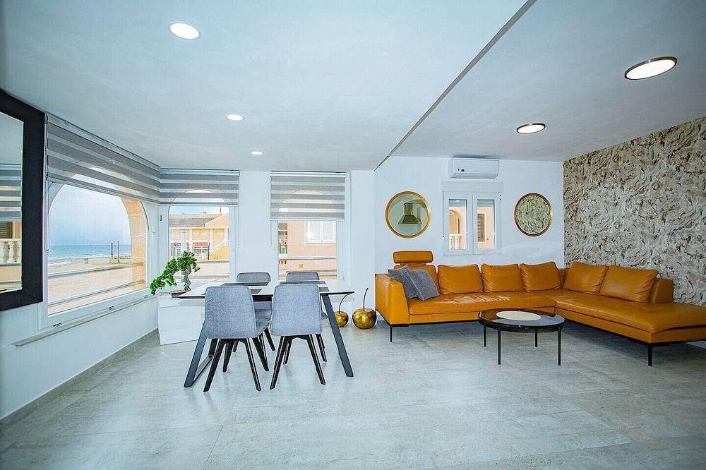Apartamento entero, 009 Magic Sea View - Alicante Holiday in Torrevieja, Costa Blanca