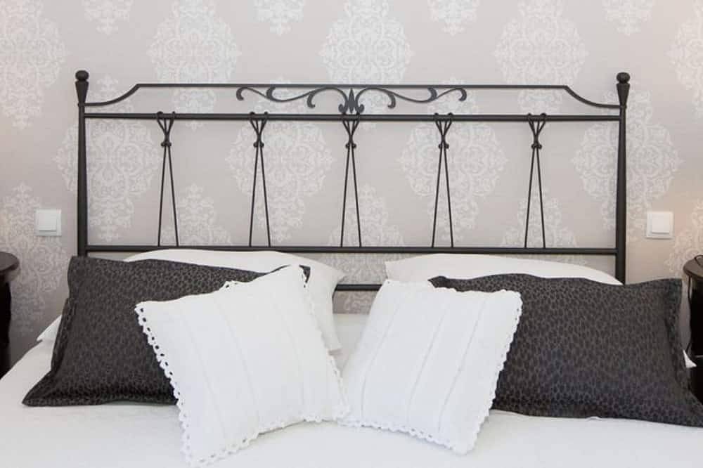 Elegant villa La Perla ,private heated pool,short walking distance to sea&center in Cavtat, Cavtat (Dalmatia)