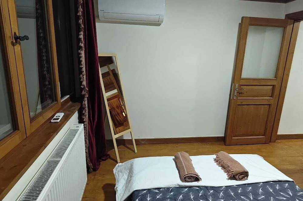 An Istanbul tale, an Istanbul dream, Bosphorus Terrific 4-bedroom villa with ac in Üsküdar, Istanbul