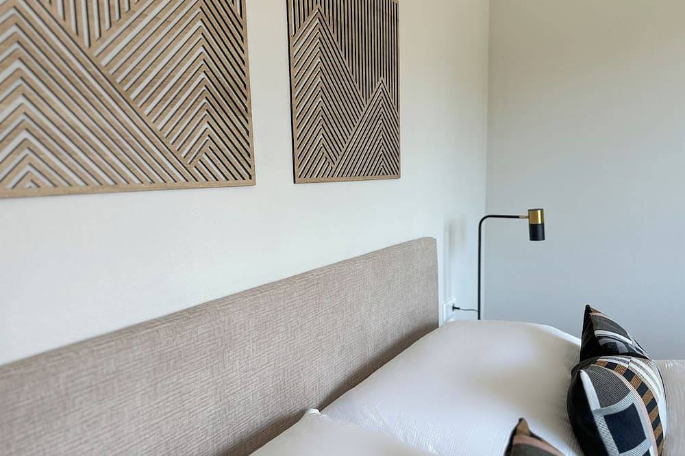 Ganze Wohnung, \"Seven\" - Premium Apartments Seekirchen, Modernes 3-Zi-Apartment mit Balkon in Seekirchen am Wallersee, Bezirk Salzburg-Umgebung