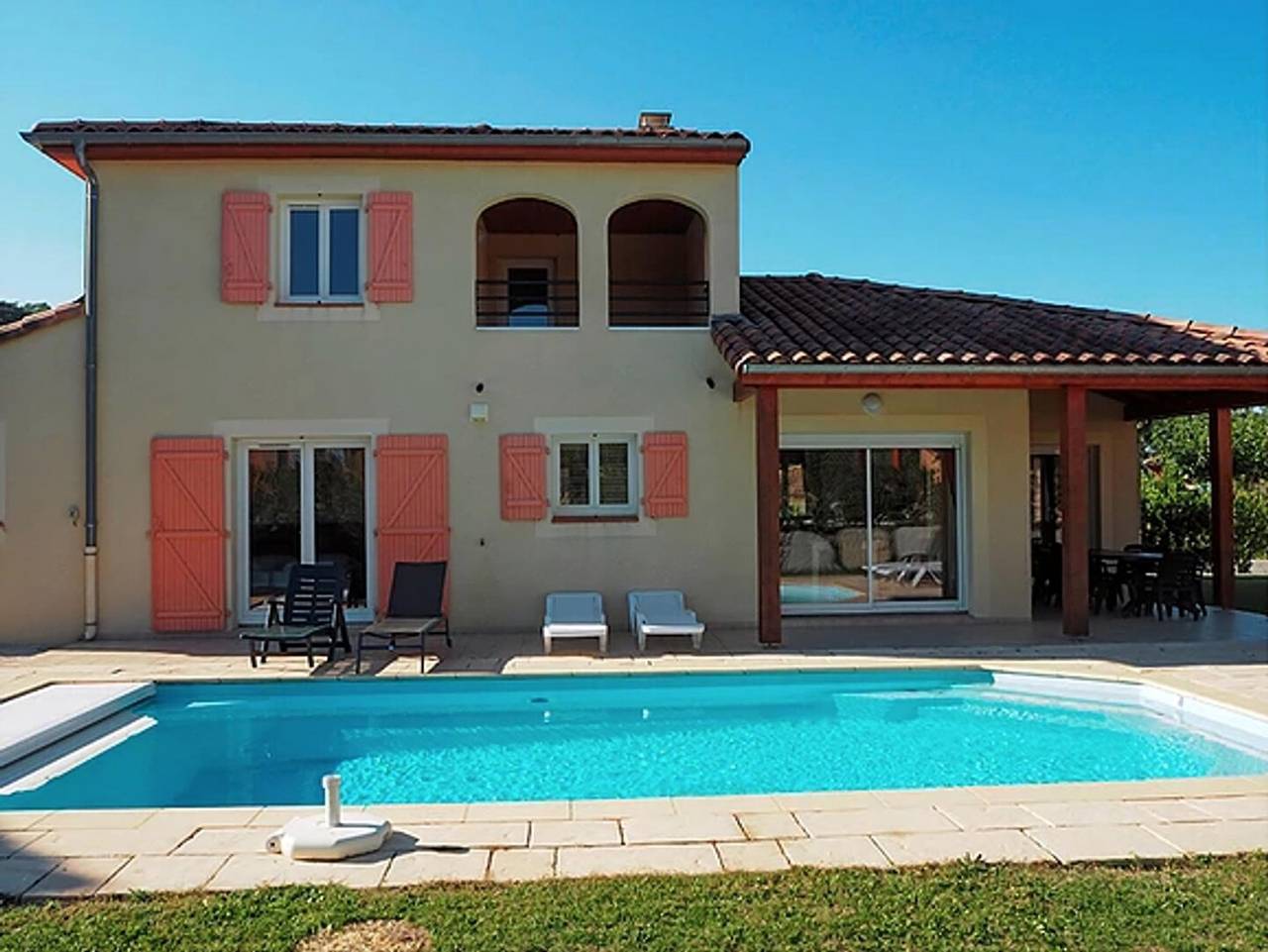 Villa pour 8 personnes avec terrasse in Vallon-Pont-d'Arc, Ardèche