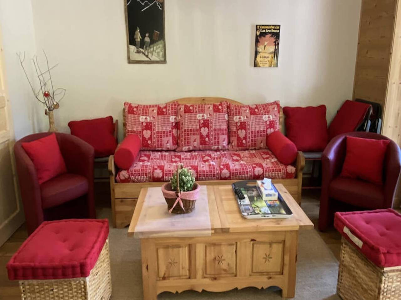 Chalet pour 8 Personnes dans Le Lioran, Laveissière