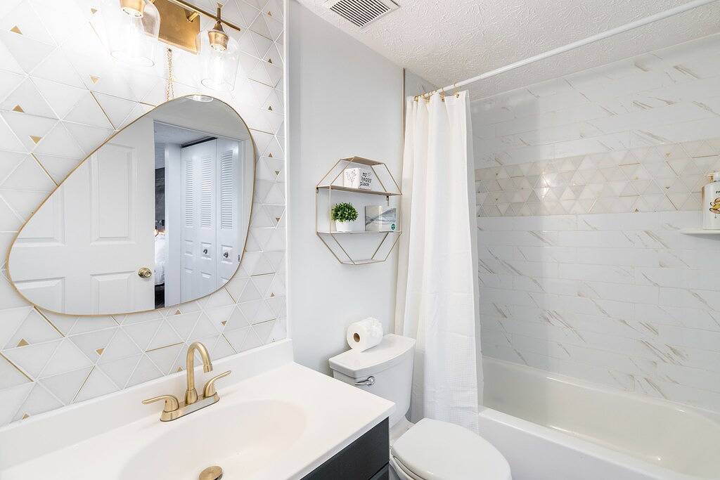 Modern Arlington Gem, Minutes from Dc & Pentagon in Arlington (VA), Arlington County