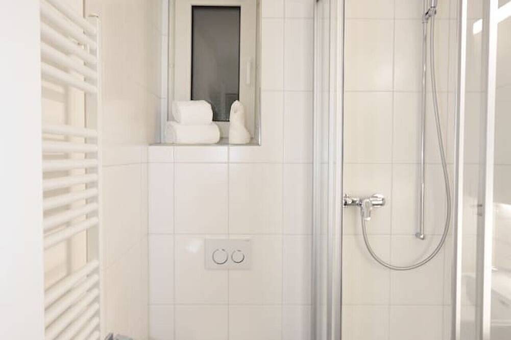 Ganze Wohnung, Studio in the heart of Zurich - Color 1 in Zürich, Bezirk Zürich