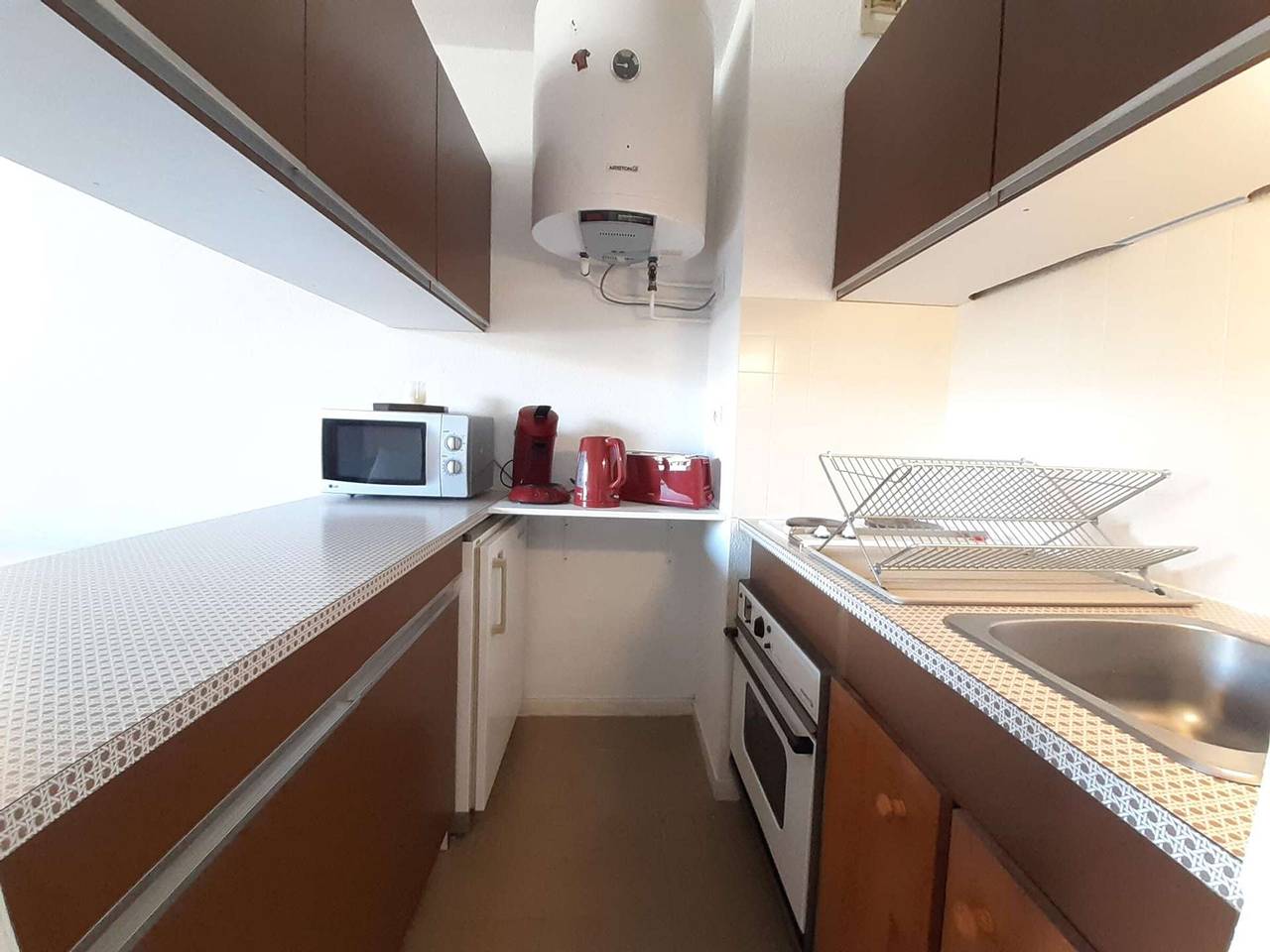 Studio entier, Studio cosy 4 pers avec balcon et kitchenette au Pla d'Adet in Saint-Lary-Soulan, Parc national des Pyrénées