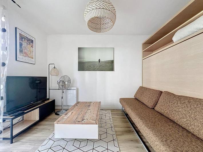 Gîte pour 3 personnes, avec piscine et jardin, animaux acceptés à Périgny - 4