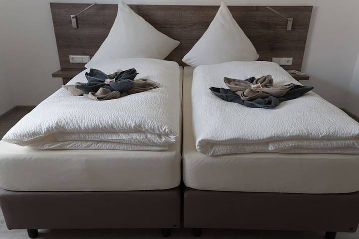Ganze Wohnung, Frankenfewo - Einstein in Neusitz, Romantische Straße