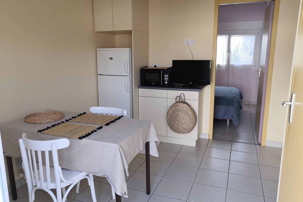 Appartement entier, Appartement 2 pers. Rez de chaussée proche centre in La Bernerie-en-Retz, Côte de Jade