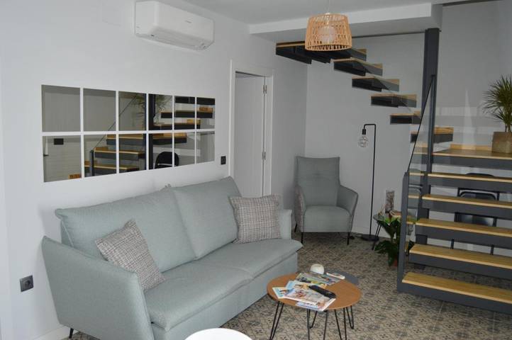 Casa rural para 6 personas, con terraza, Se admiten mascotas en Santiago del Campo