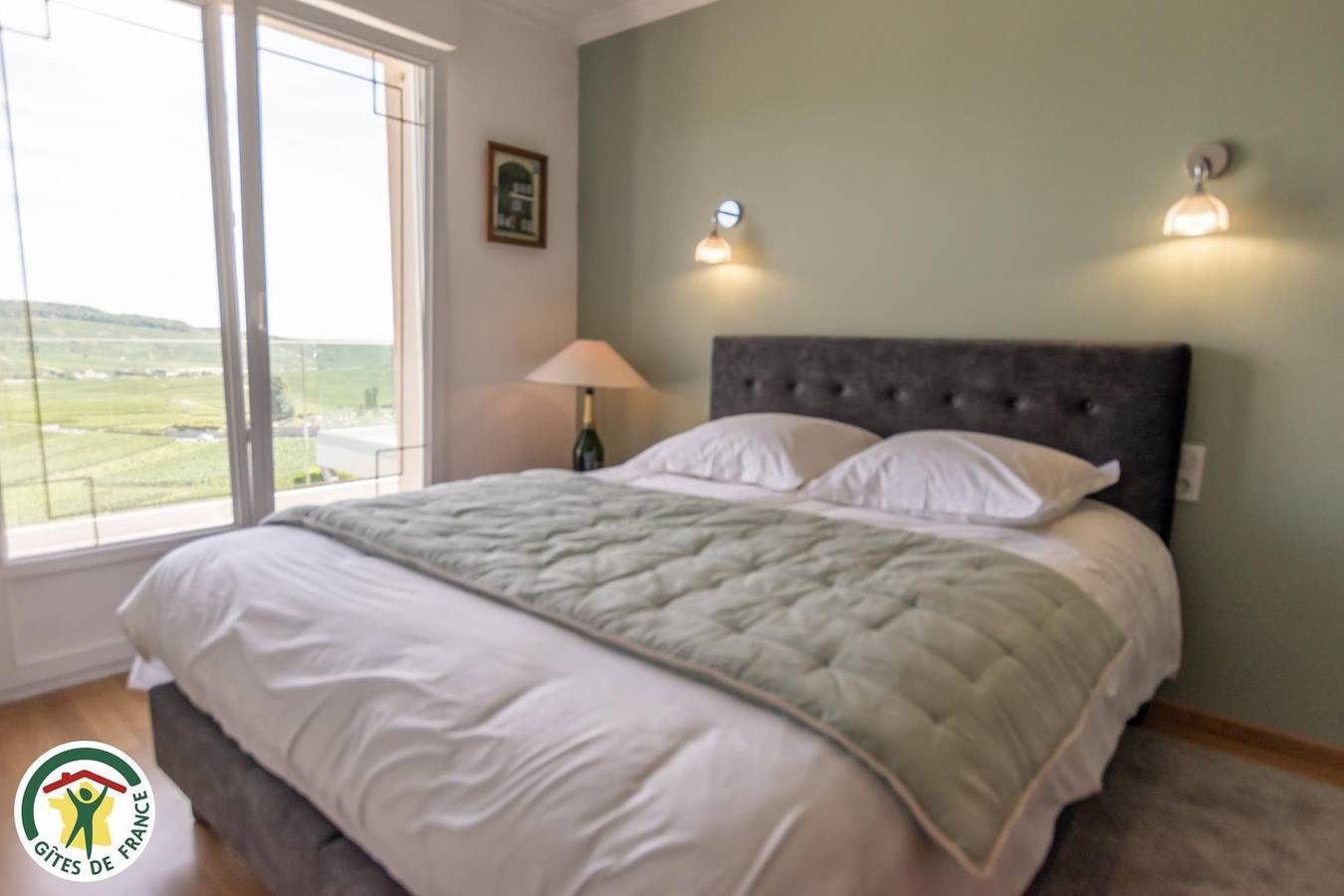 Le H in Hautvillers, Parc naturel régional de la Montagne de Reims