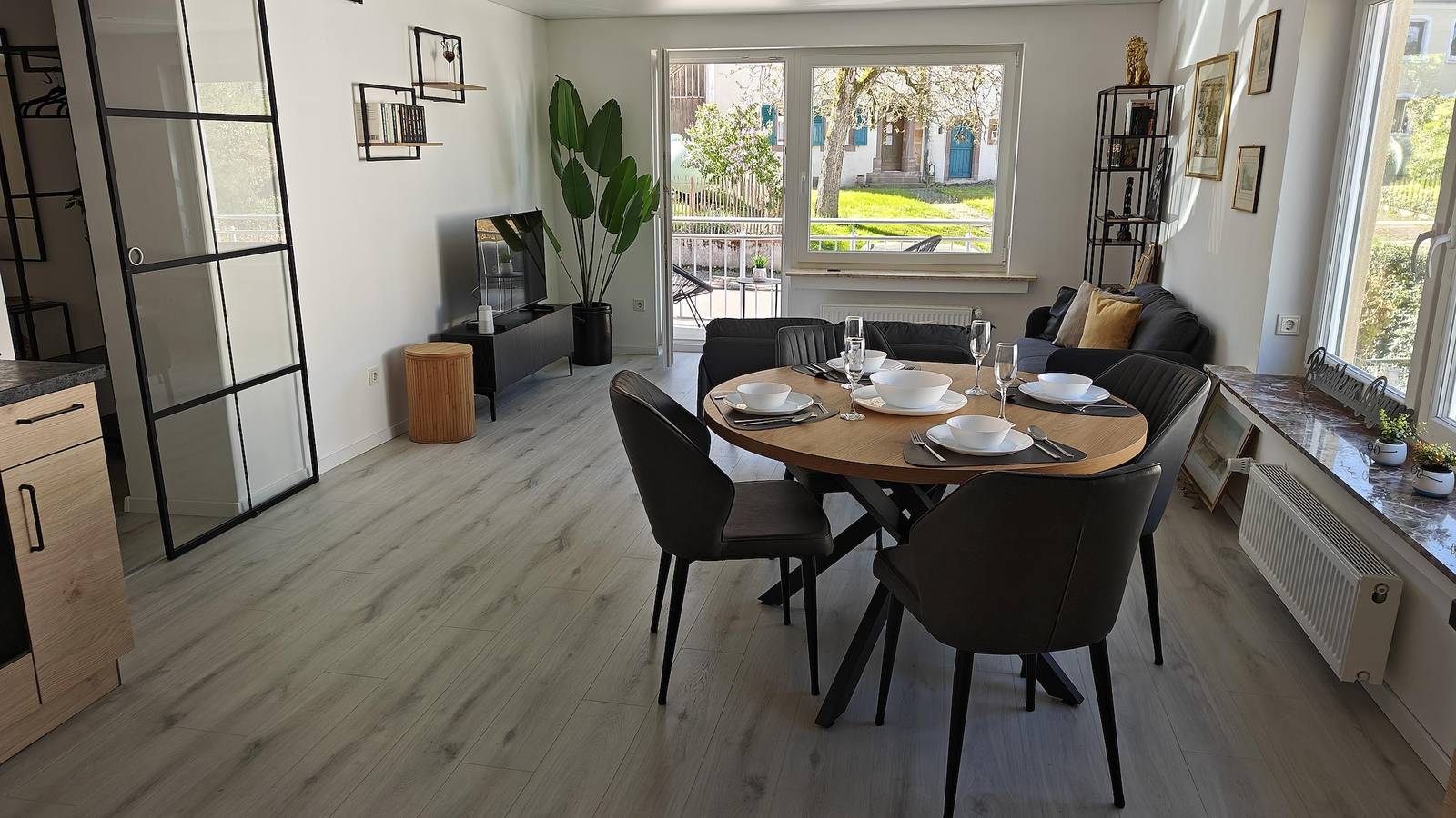 Ganze Ferienwohnung, Ferienwohnung im Obergeschoss in Beckingen, Saar-Nahe-Bergland