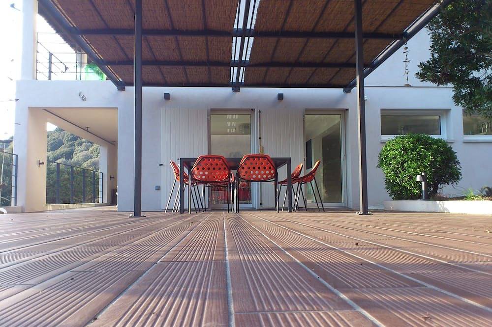 House with breathtaking view in Sollacaro, Arrondissement de Sartène