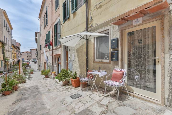 Monolocale per 3 persone - 1