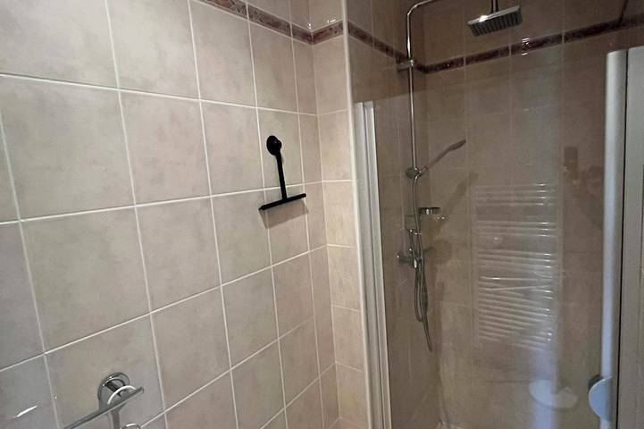 Gîte pour 4 personnes, avec piscine, animaux acceptés à Lamothe-Montravel - 4