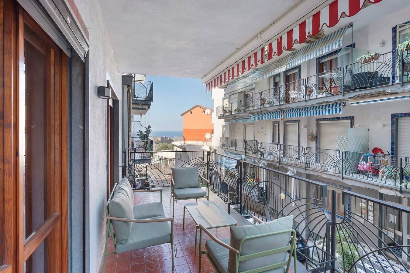 Ferienwohnung 'Riviera Apartment Sorrento' mit Meerblick, Wlan und Klimaanlage in Sorrent, Sorrento Coast