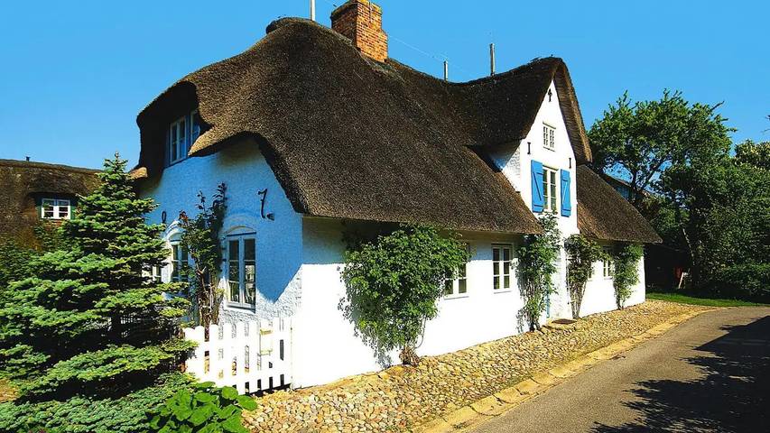 Ferienhaus für 4 Personen, mit Garten in Oldsum