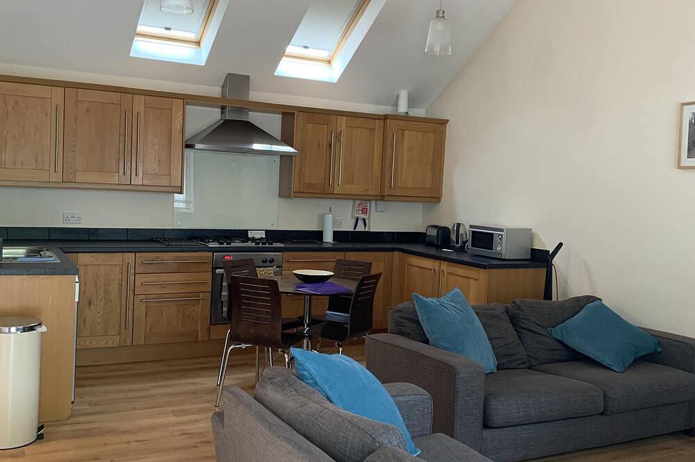 The Retreat Holiday Home, Christchurch, Dorset. Family and couple friendly. in Christchurch, Dorset