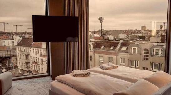 Hotel, mit Ausblick in Neukölln Berlin - 3