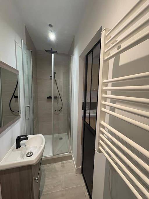 Appartement entier, One-Bedroom Apartment in Meaux, Seine-et-Marne