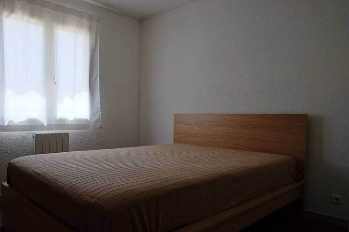 Gîte pour 6 personnes, avec balcon et piscine à Cornillon - 2