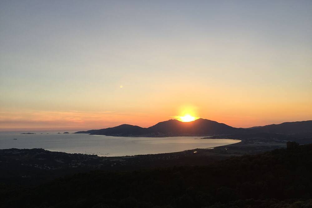 Maison D’hôte pour 2 Personnes dans Pietrosella, Région d'Ajaccio