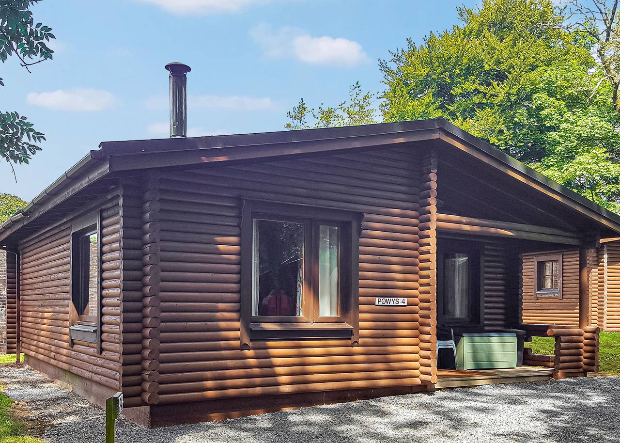 Chalet for 4 People in South-Wales, Carmarthenshire