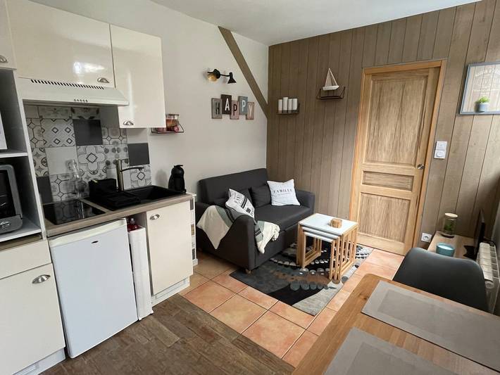 Studio entier, Maisonnette Cosy à Aix-les-Bains avec Terrasse et Jardin in Aix-les-Bains, Région de Chambéry