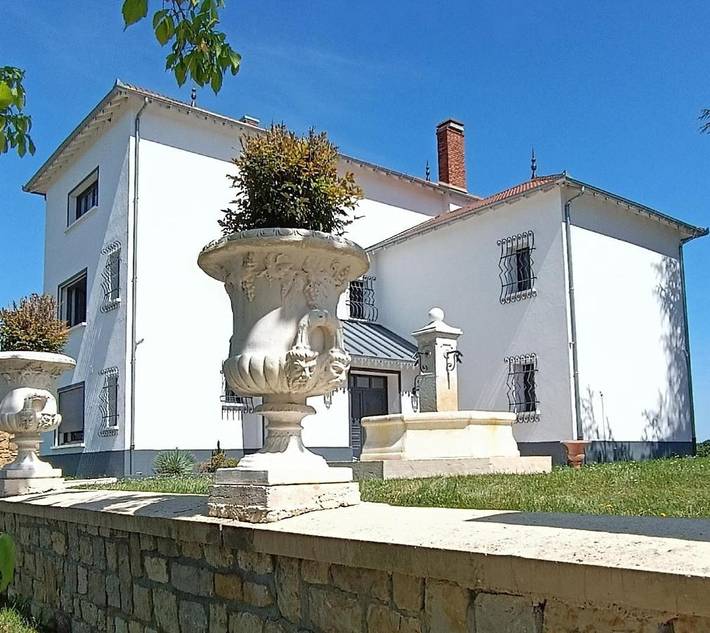 Villa pour 10 personnes, avec vue et jardin