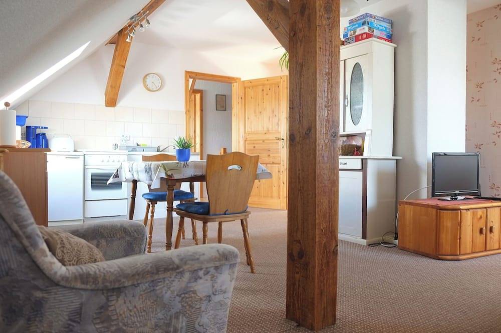 Ganze Wohnung, Reitpension Wiesengrund: gemütliches Appartement auf Reiter- und Bauernhof in Angermünde, Britzer Platte