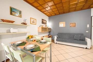 Vacation Rental for 4 Guests in San Remo, Sanremo Municipality, Picture 2